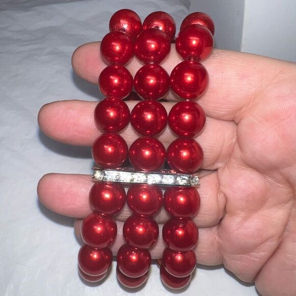 Vintage Red Faux Pearl and Rhinestone Three Band Stretch Bracelet - Picture 7 of 8